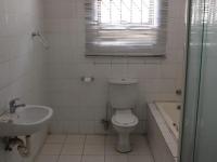 Bathroom 1 - 4 square meters of property in Protea North