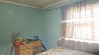 Bed Room 1 - 10 square meters of property in Protea North