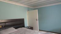 Main Bedroom - 12 square meters of property in Protea North