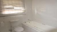 Main Bathroom - 7 square meters of property in Protea North
