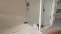Main Bathroom - 7 square meters of property in Protea North