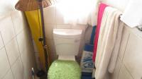 Main Bathroom - 4 square meters of property in Willowbrook