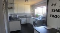 Kitchen - 9 square meters of property in Witfield