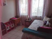 Bed Room 1 - 8 square meters of property in Witfield