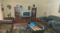 Lounges - 24 square meters of property in Rustenburg Oos-Einde