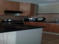 Kitchen of property in Sagewood