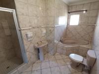 Bathroom 3+ of property in Modimolle (Nylstroom)