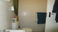 Main Bathroom - 6 square meters of property in Middelburg - MP