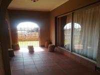 Patio - 9 square meters of property in Ennerdale