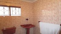 Main Bathroom - 8 square meters of property in Ennerdale