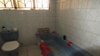 Bathroom 1 - 10 square meters of property in Ennerdale