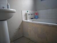 Bathroom 1 of property in Madadeni