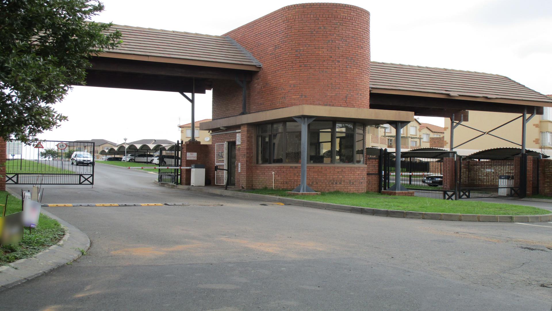 Front View of property in Reyno Ridge