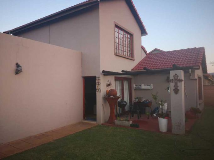 3 Bedroom House for Sale For Sale in Waterkloof (Rustenburg) - MR335883