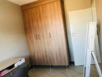 Bed Room 1 - 12 square meters of property in Sagewood