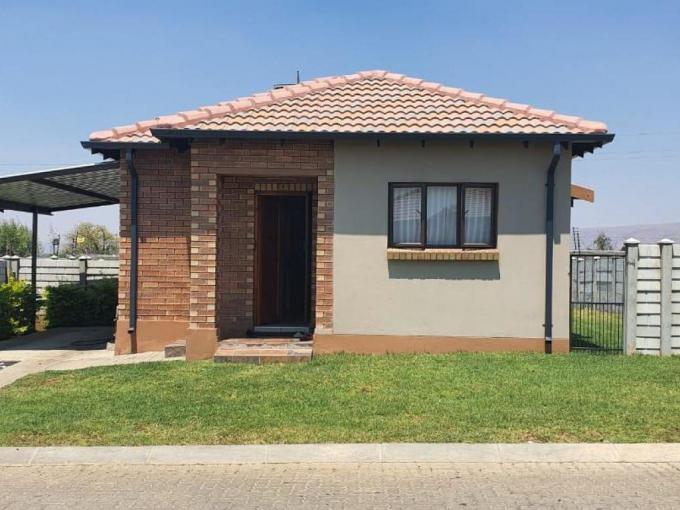 3 Bedroom Simplex for Sale For Sale in Waterkloof (Rustenburg) - MR336830