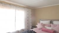 Bed Room 1 - 7 square meters of property in Vosloorus