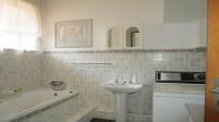 Bathroom 1 - 8 square meters of property in Villieria