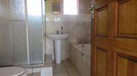 Bathroom 2 - 7 square meters of property in Riamarpark