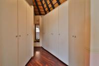  of property in Paulshof