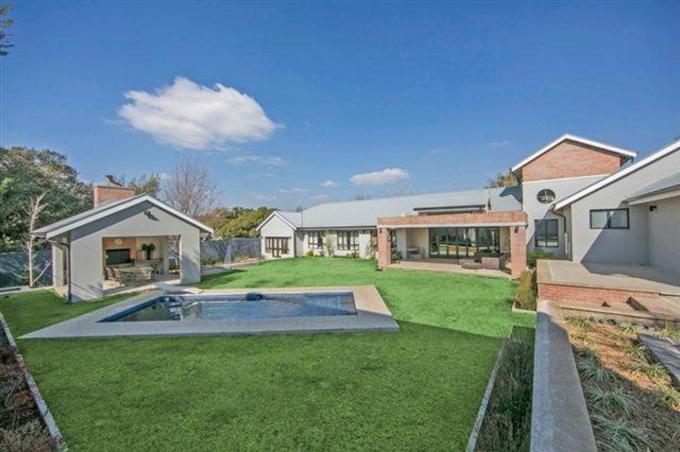 5 Bedroom House for Sale For Sale in Bryanston - MR337499
