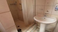 Bathroom 1 - 3 square meters of property in Zakariyya Park