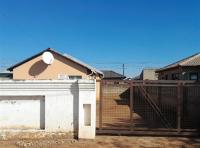 Front View of property in Protea Glen