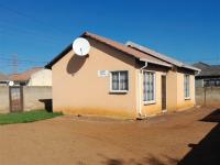 Front View of property in Protea Glen