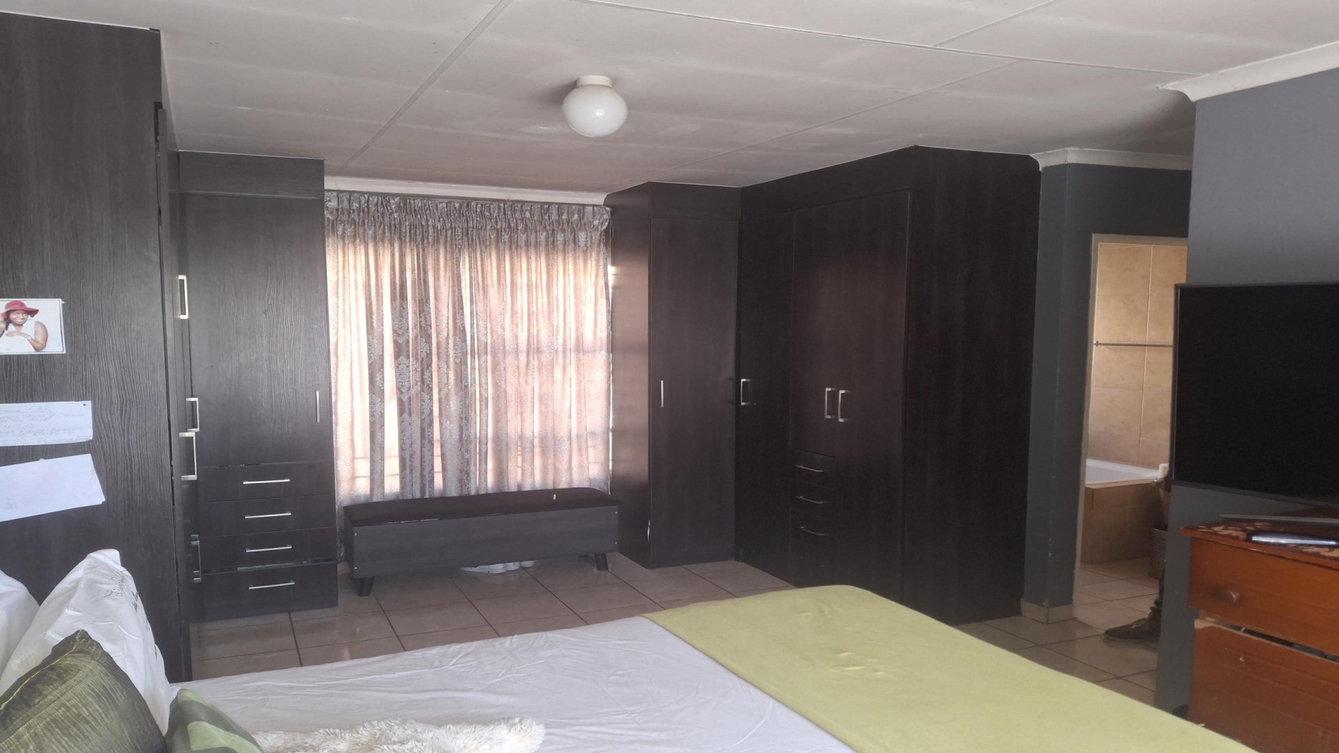 Bed Room 1 of property in Clayville