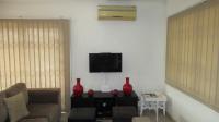 Lounges - 8 square meters of property in Tongaat