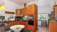 Kitchen - 14 square meters of property in Grabouw