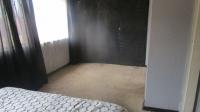 Bed Room 1 - 22 square meters of property in Berton Park