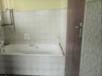 Bathroom 1 - 6 square meters of property in Berton Park