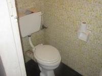 Bathroom 1 - 6 square meters of property in Berton Park