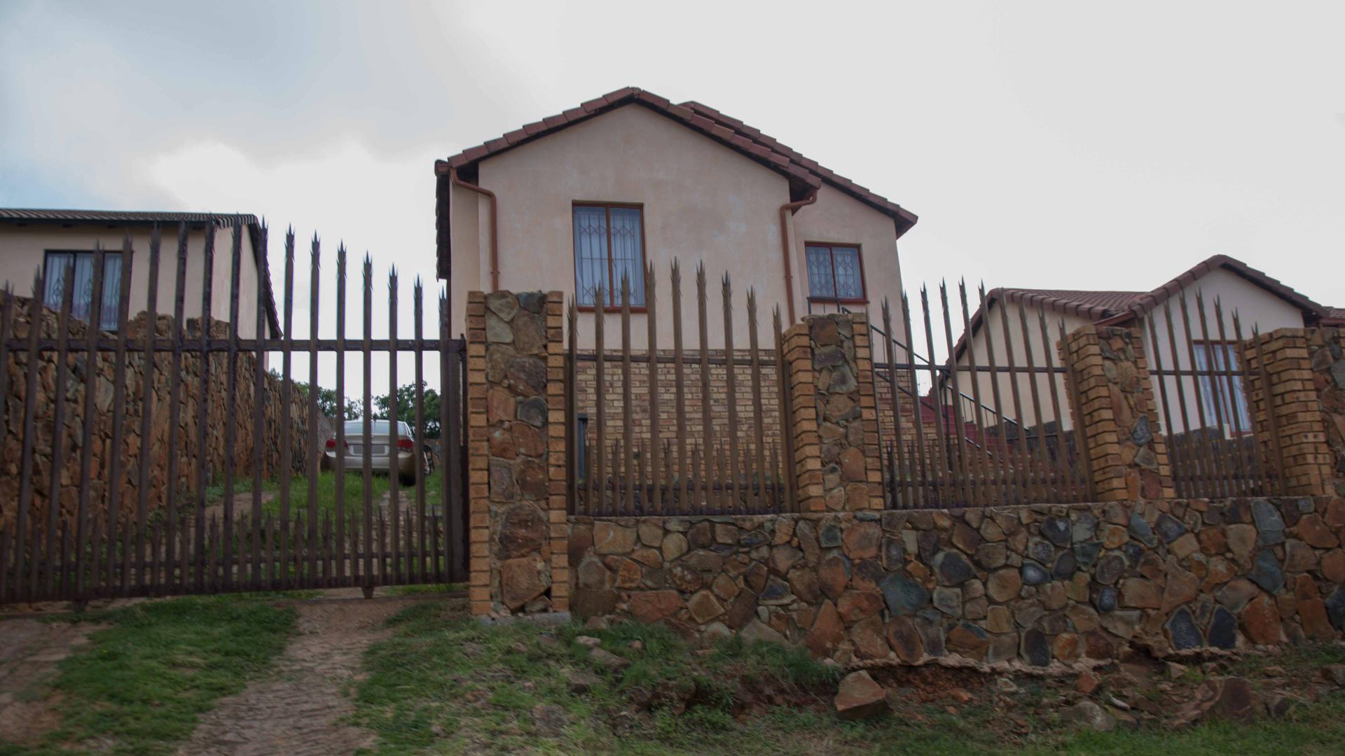 Front View of property in Naturena