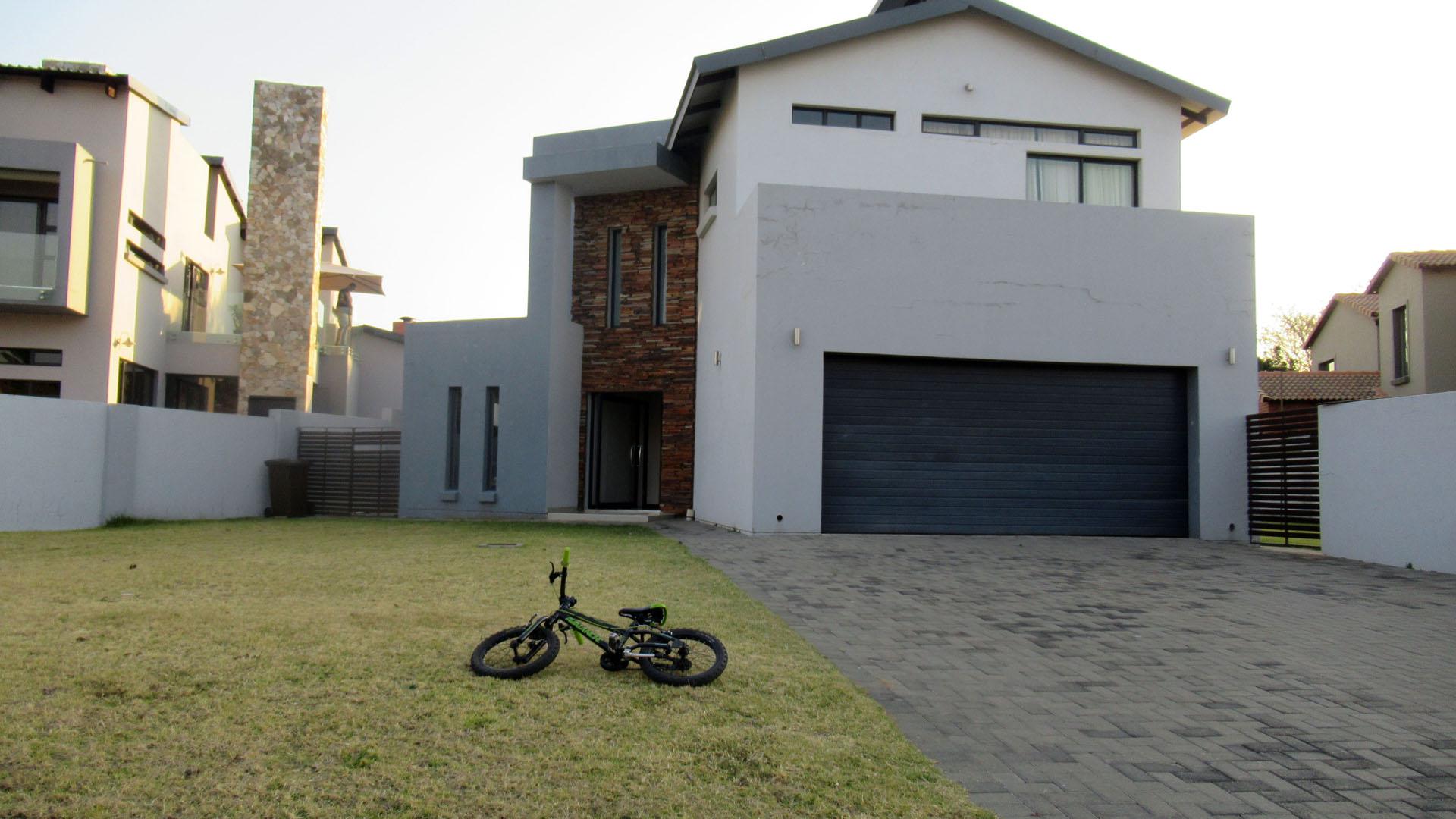 Front View of property in Newmark Estate