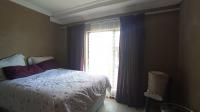 Bed Room 2 - 15 square meters of property in The Orchards