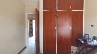 Bed Room 3 - 9 square meters of property in The Orchards