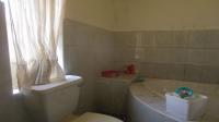 Bathroom 1 - 14 square meters of property in Springs