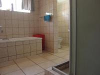 Bathroom 2 of property in Thabazimbi