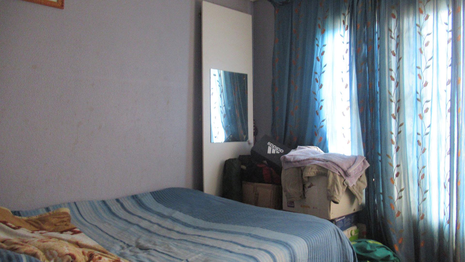 Bed Room 2 - 9 square meters of property in Cosmo City