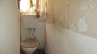 Bathroom 1 - 5 square meters of property in Cosmo City