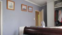 Main Bedroom - 15 square meters of property in Cosmo City