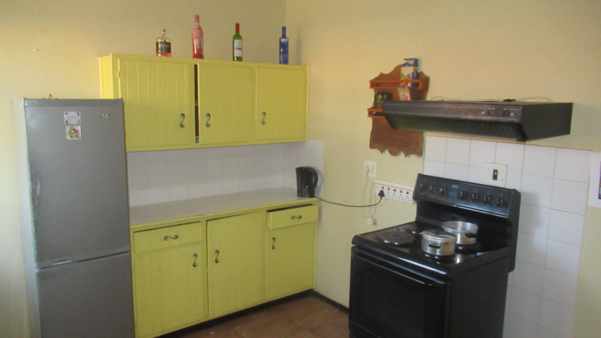 Kitchen - 20 square meters of property in Birchleigh