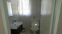 Bathroom 2 - 3 square meters of property in Brackendowns