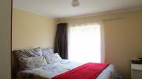 Main Bedroom - 10 square meters of property in Olievenhoutbos