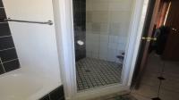 Main Bathroom - 10 square meters of property in Selcourt