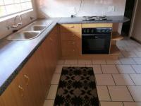 Kitchen - 28 square meters of property in Brackenhurst