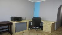 Study - 14 square meters of property in Glen Marais