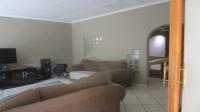 TV Room - 39 square meters of property in Glenmarais (Glen Marais)